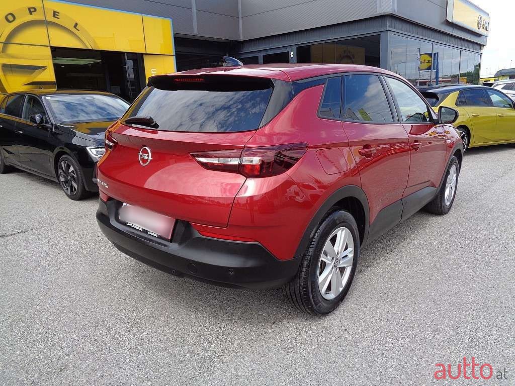 2020' Opel Grandland X photo #4