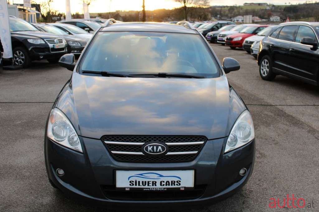 2009' Kia Ceed photo #2