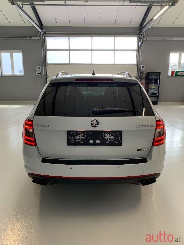 2016' Skoda Octavia photo #5