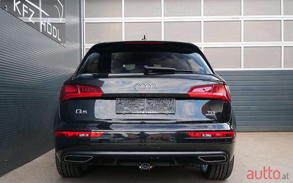2017' Audi Q5 photo #3