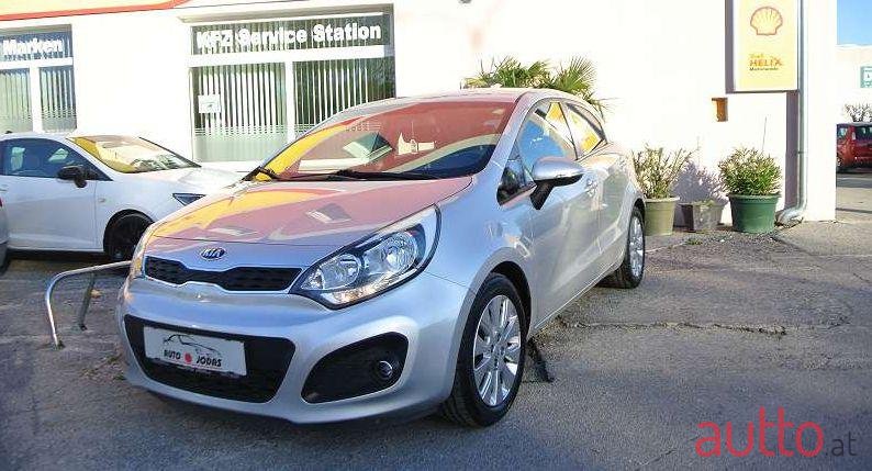 2014' Kia Rio photo #1