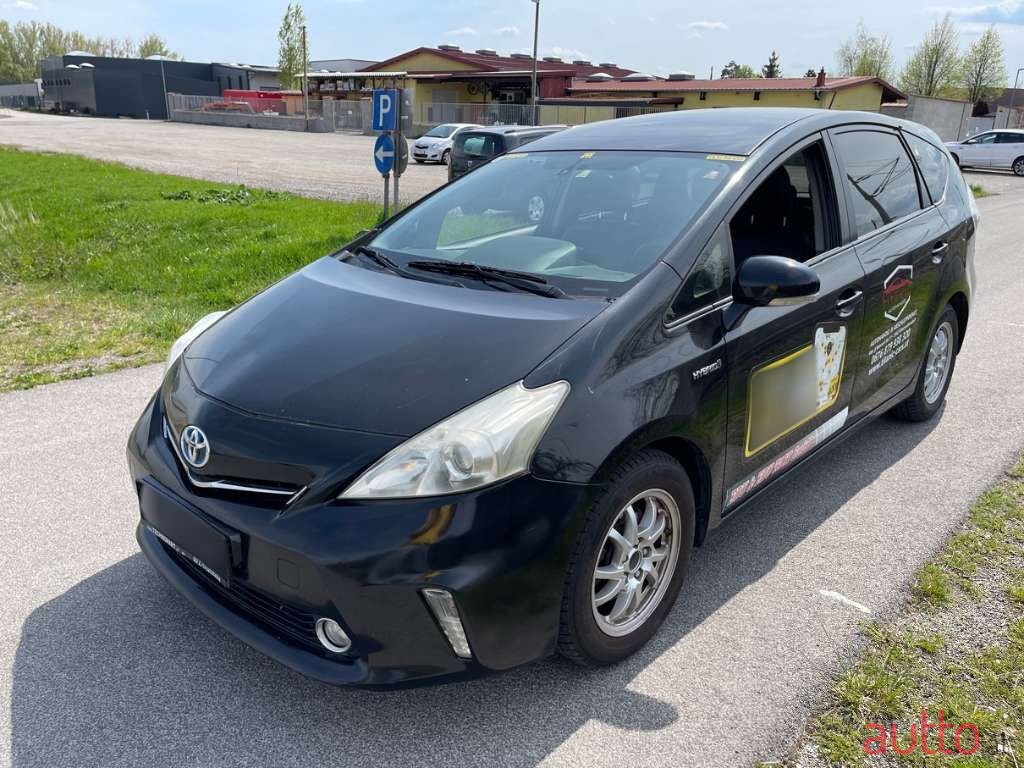 2013' Toyota Prius photo #1