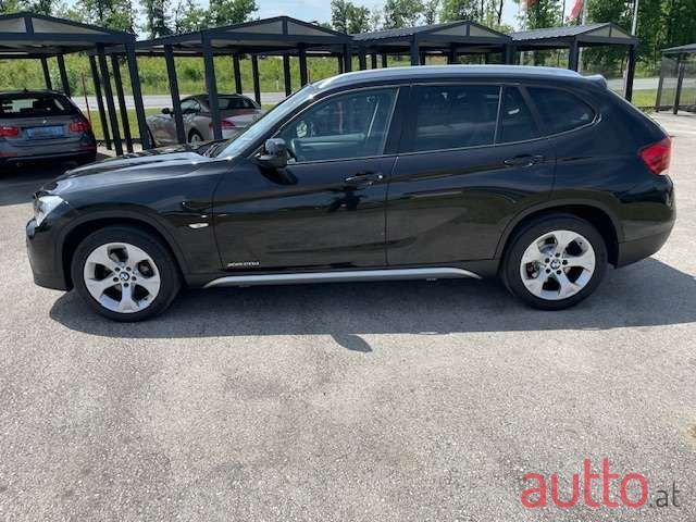 2011' BMW X1 photo #5