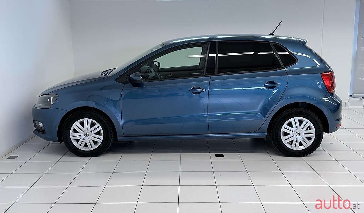 2017' Volkswagen Polo photo #4