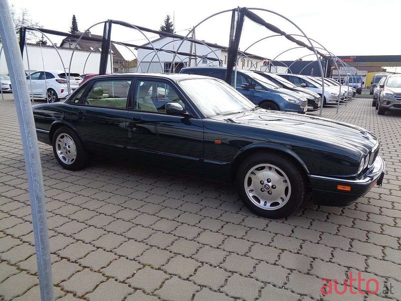 1996' Jaguar XJ photo #5