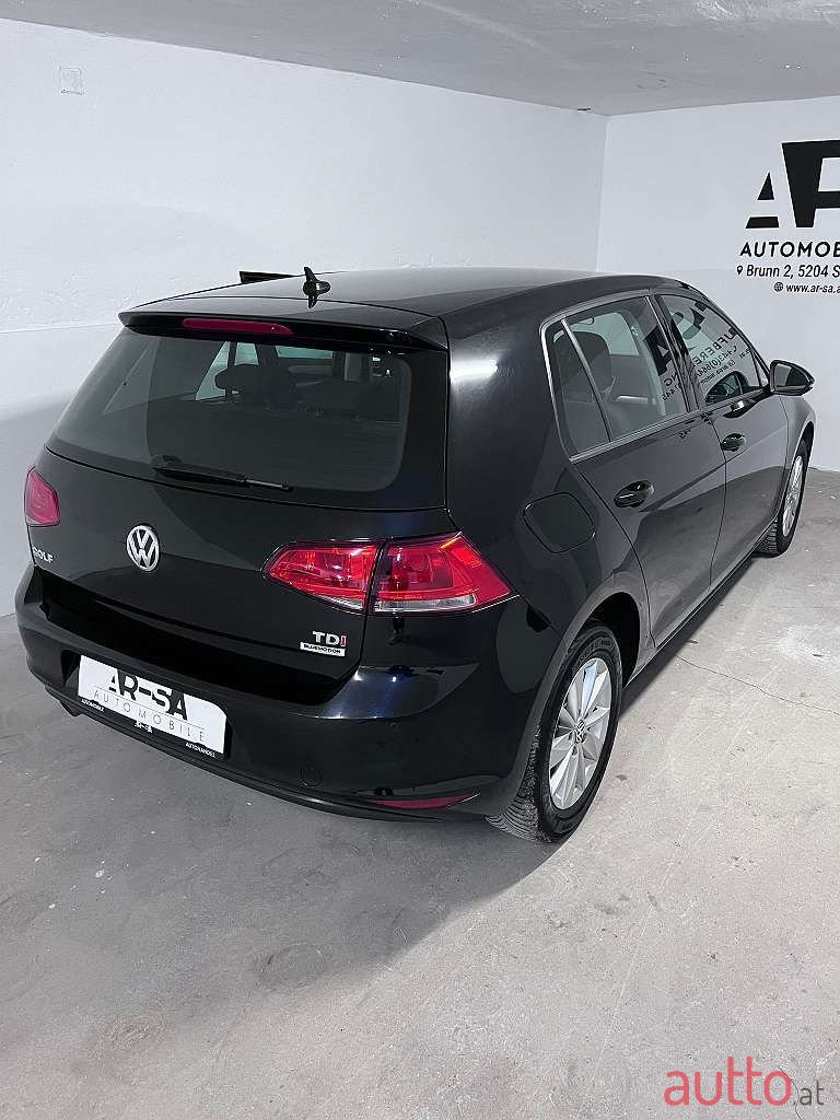 2016' Volkswagen Golf photo #5