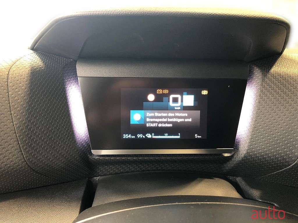 2023' Citroen C4 X photo #5