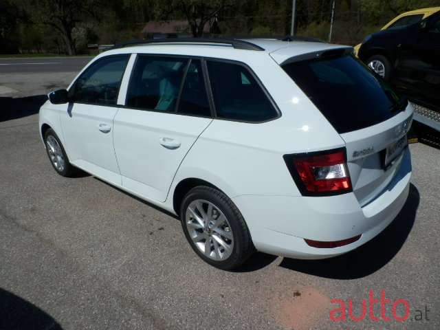 2019' Skoda Fabia photo #5