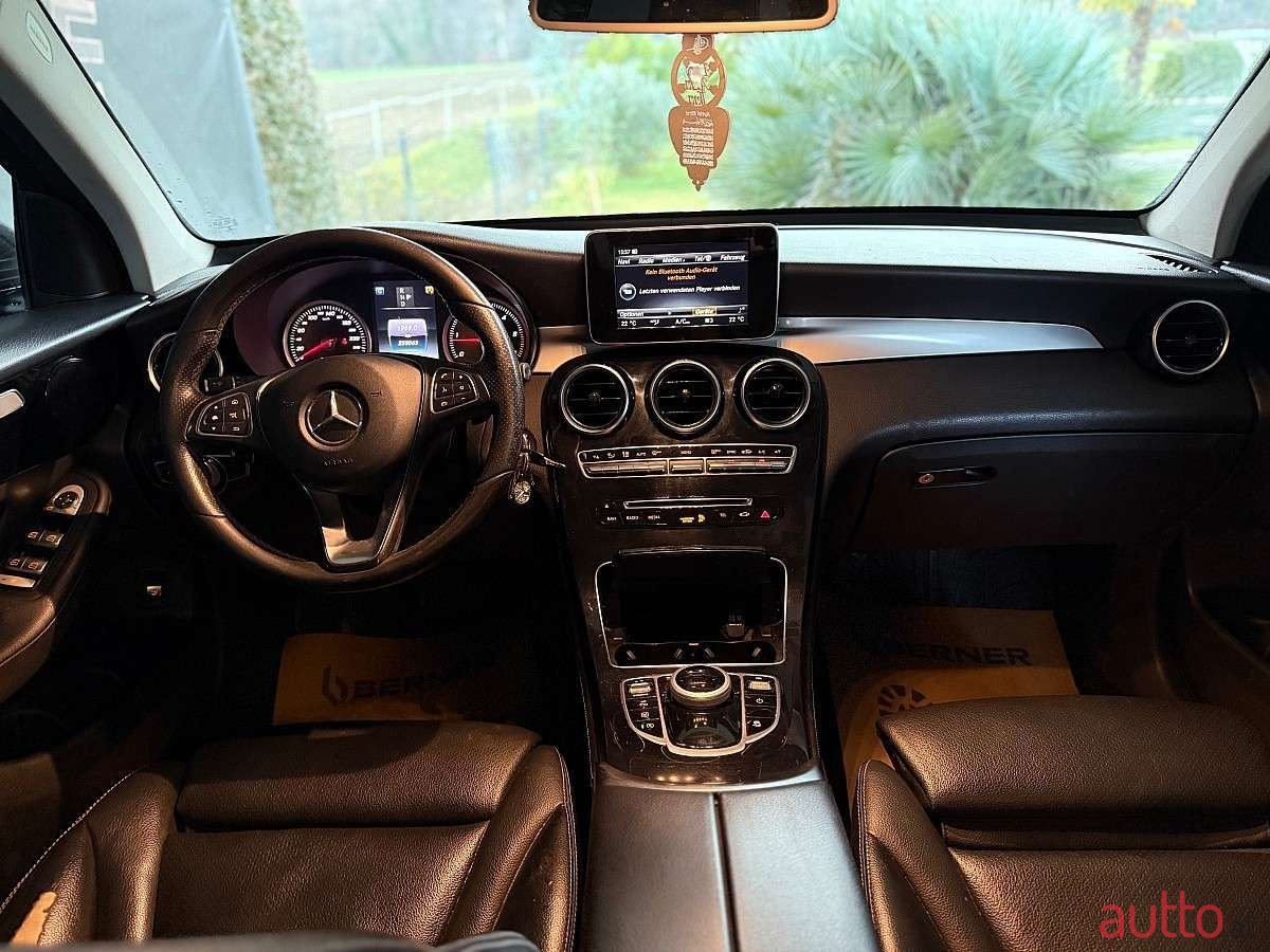 2017' Mercedes-Benz Glc-Klasse photo #5