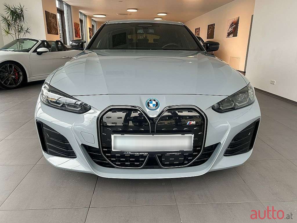 2023' BMW i4 photo #2