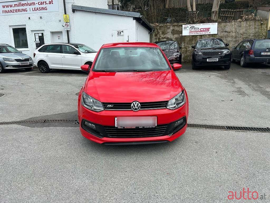 2017' Volkswagen Polo photo #3