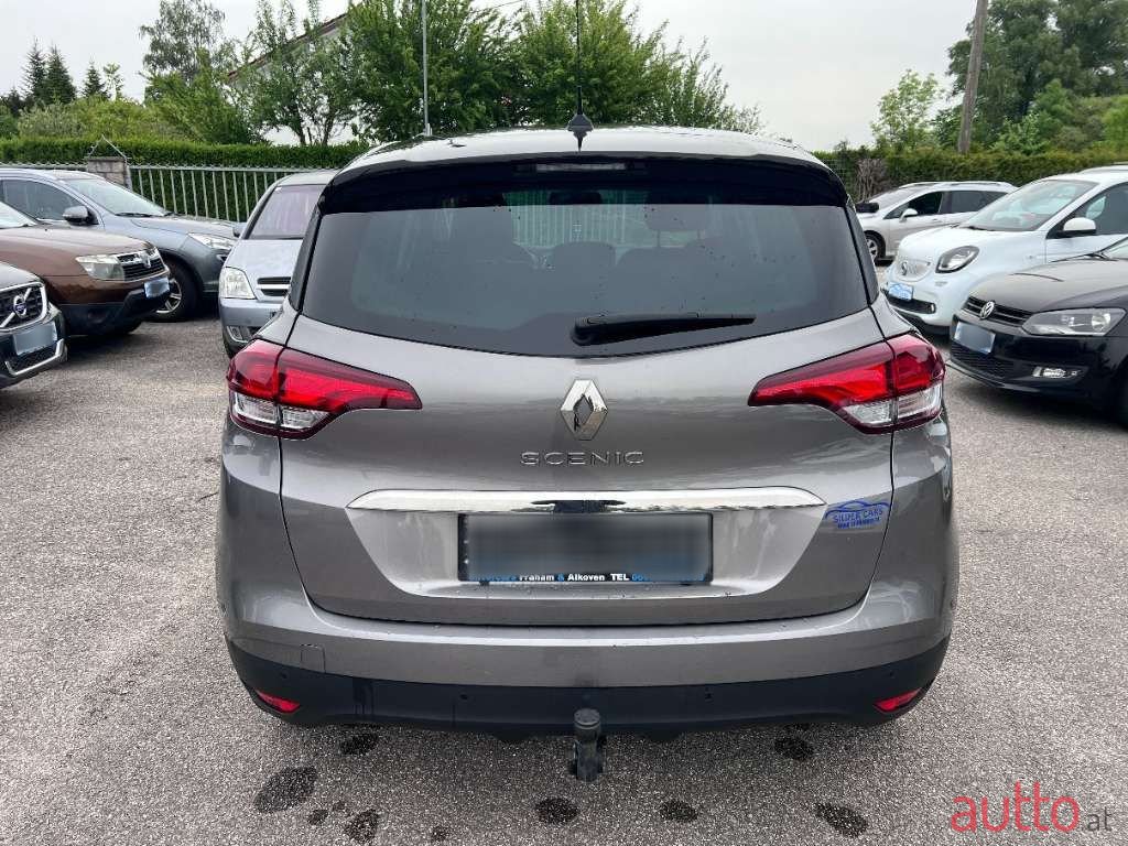 2021' Renault Scenic photo #6