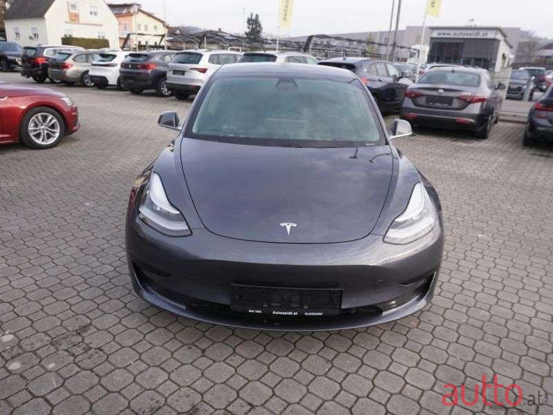 2020' Tesla Model 3 photo #2