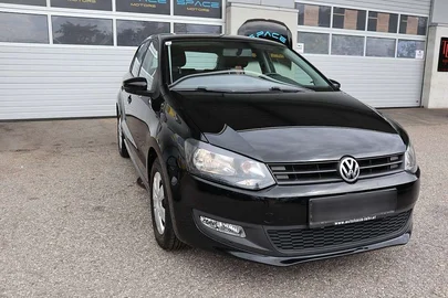 2013' Volkswagen Polo