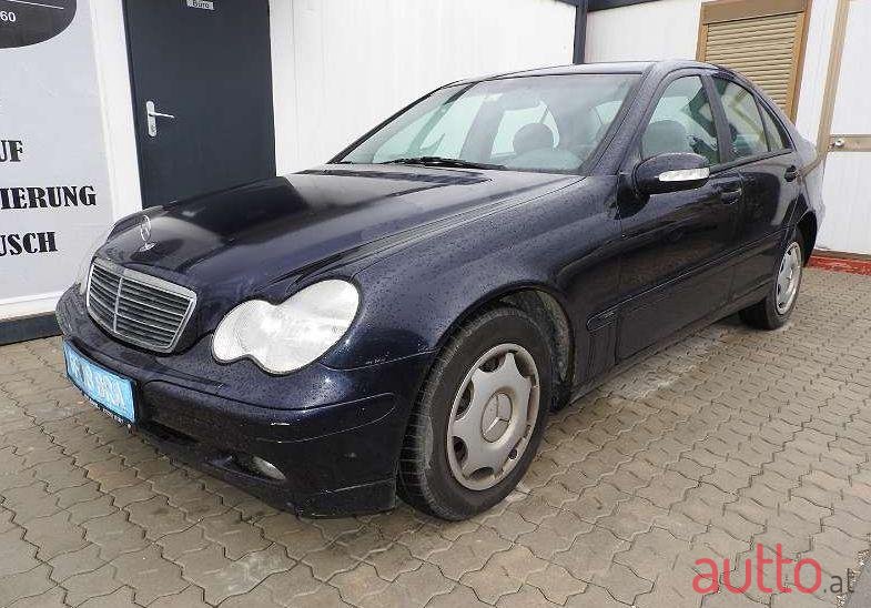 2002' Mercedes-Benz C-Klasse photo #1