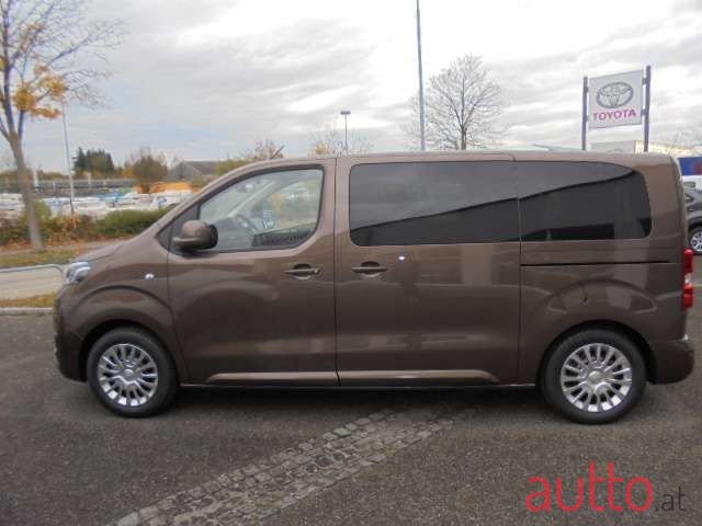2023' Toyota ProAce photo #4