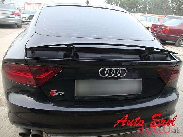 2012' Audi A7 photo #6