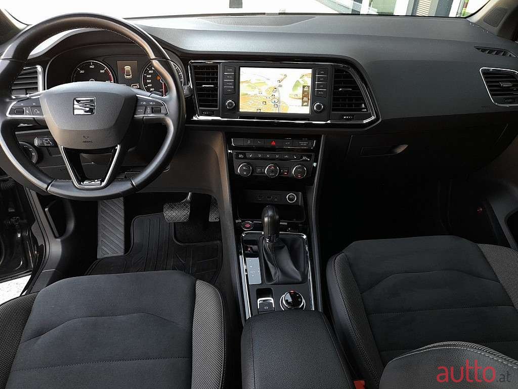 2019' SEAT Ateca photo #2