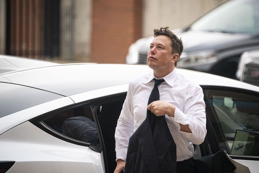Nach Twitter-Voting: Musk verkauft Tesla-Aktien