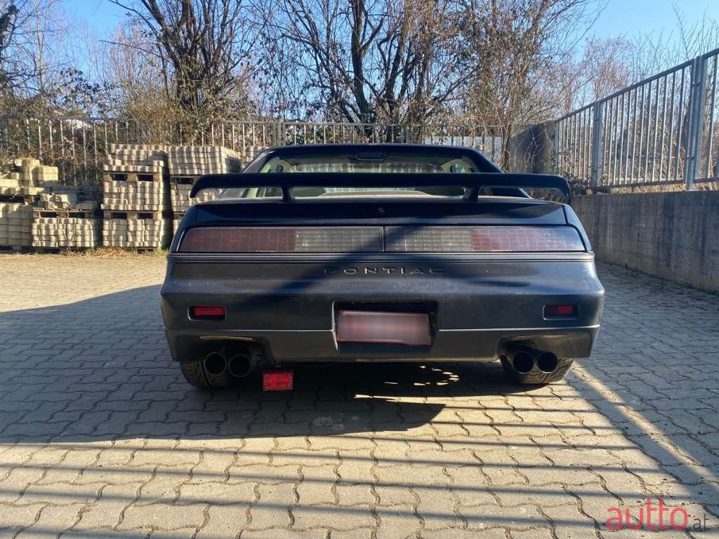 1986' Pontiac Fiero photo #4