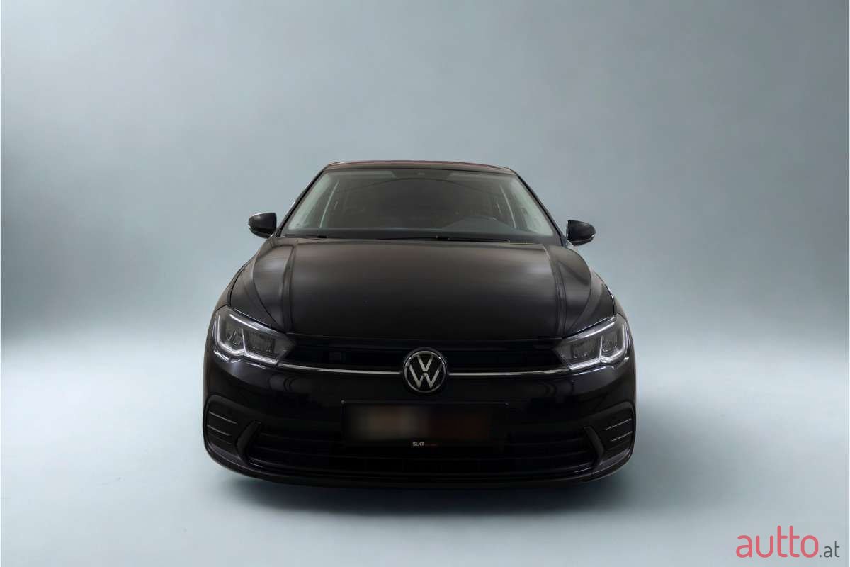 2023' Volkswagen Polo photo #2