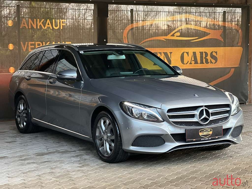 2015' Mercedes-Benz C-Klasse photo #1
