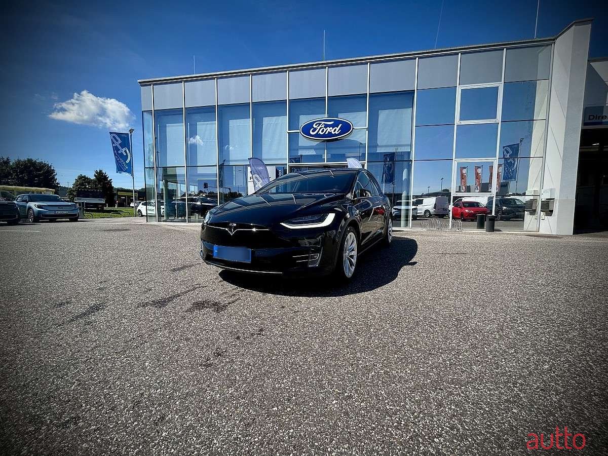 2020' Tesla Model X photo #1