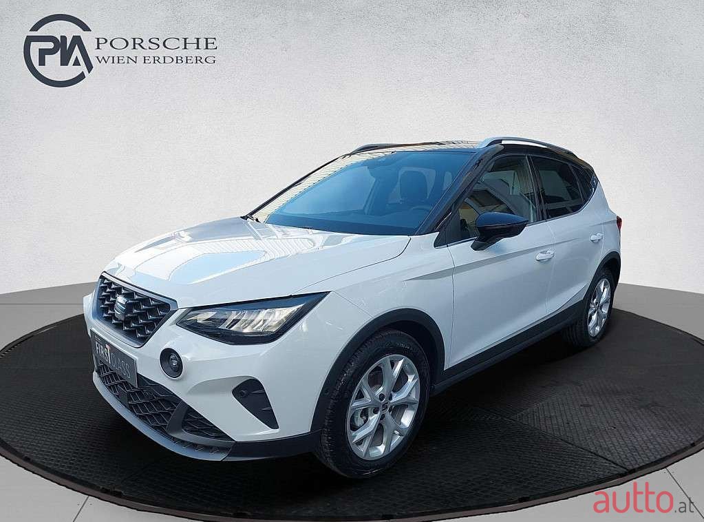 2023' SEAT Arona photo #1