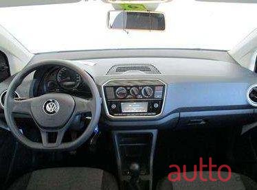 2017' Volkswagen Up photo #2