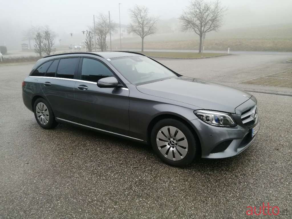 2020' Mercedes-Benz C-Klasse photo #5