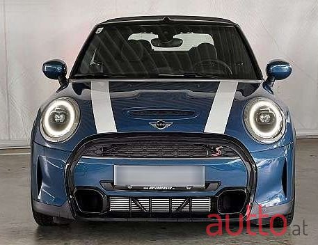 2024' MINI Cooper photo #2