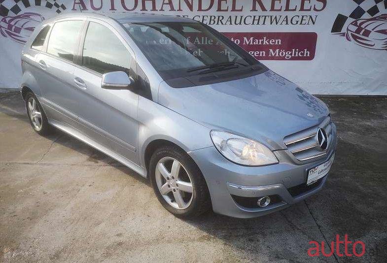 2009' Mercedes-Benz B-Klasse photo #1