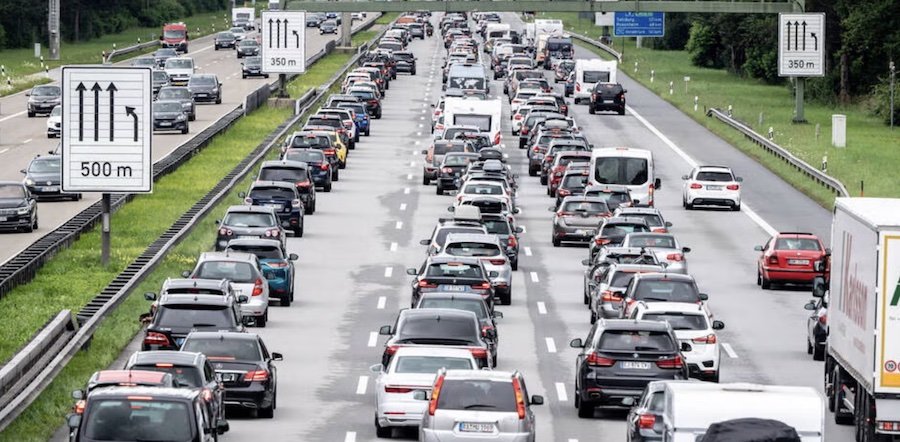 Tauernautobahn gesperrt: Zu Pfingsten droht "Vollchaos"