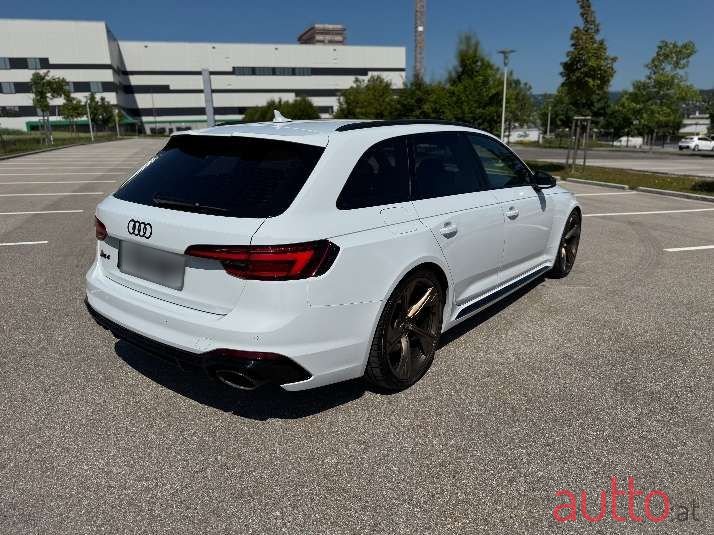 2019' Audi A4 photo #6