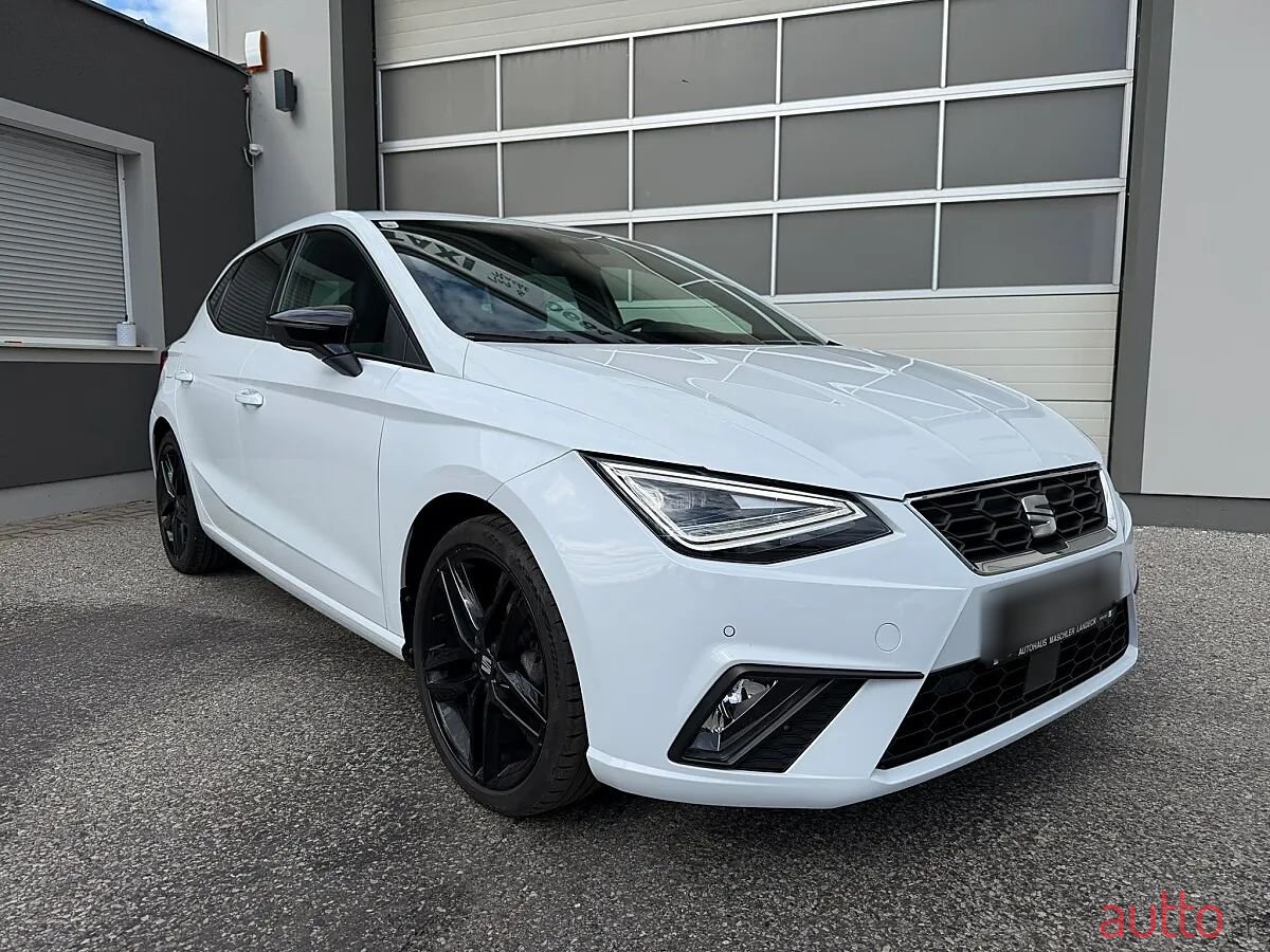 2023' SEAT Ibiza photo #1