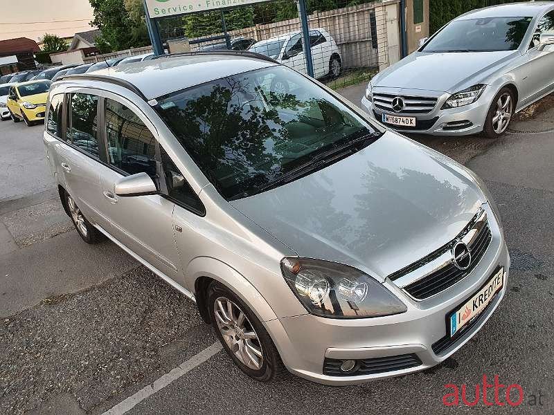 2005' Opel Zafira photo #5