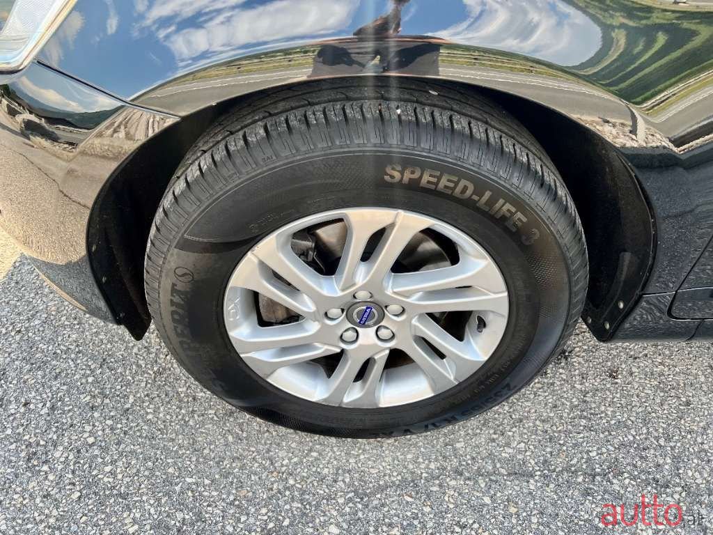 2016' Volvo XC60 photo #6