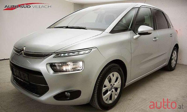 2015' Citroen C4 Picasso photo #2