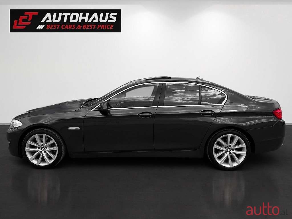 2013' BMW 5Er-Reihe photo #2