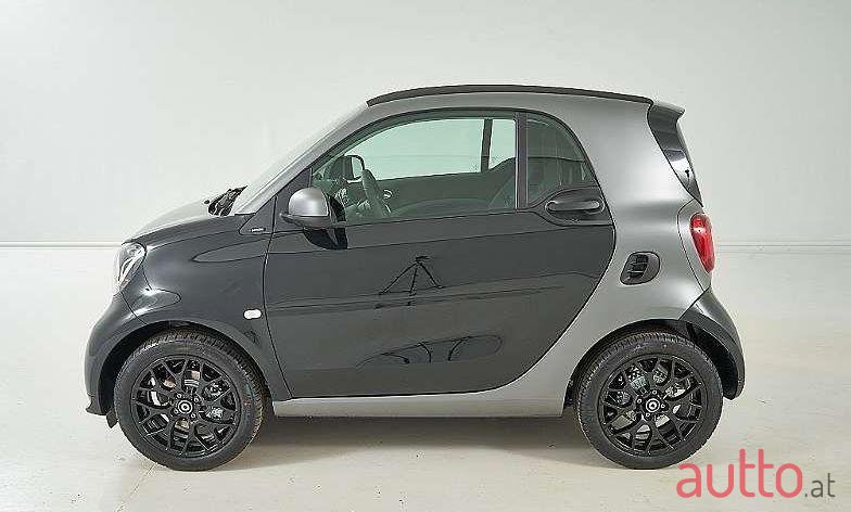 2019' Smart Fortwo photo #1