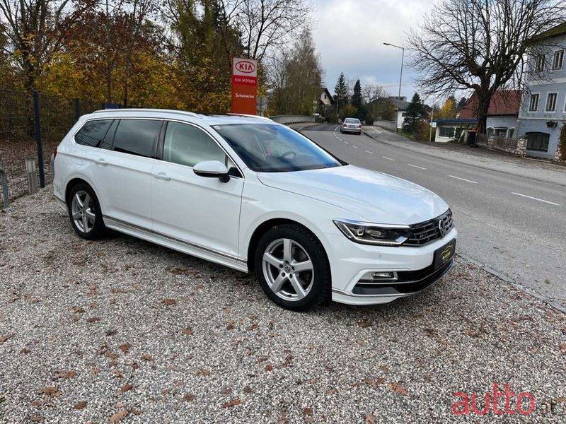 2016' Volkswagen Passat photo #4