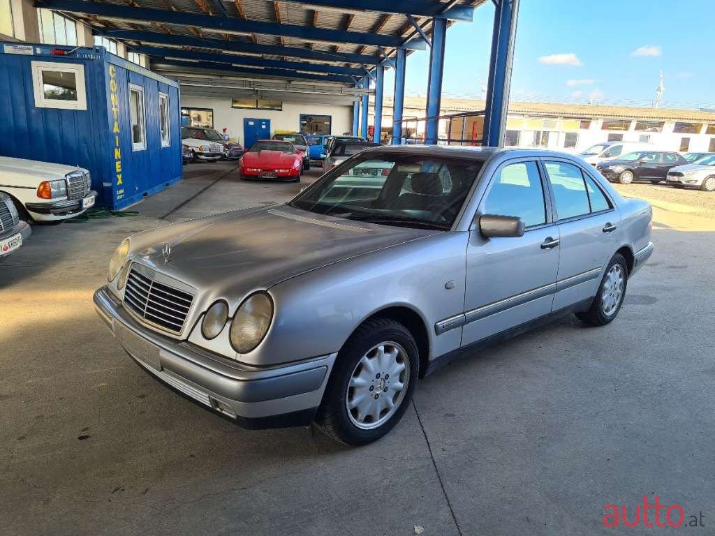 1998' Mercedes-Benz E-Klasse photo #1