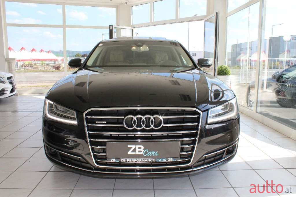 2015' Audi A8 photo #5