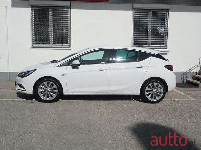 2016' Opel Astra photo #2