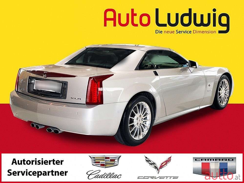 2010' Cadillac XLR photo #6