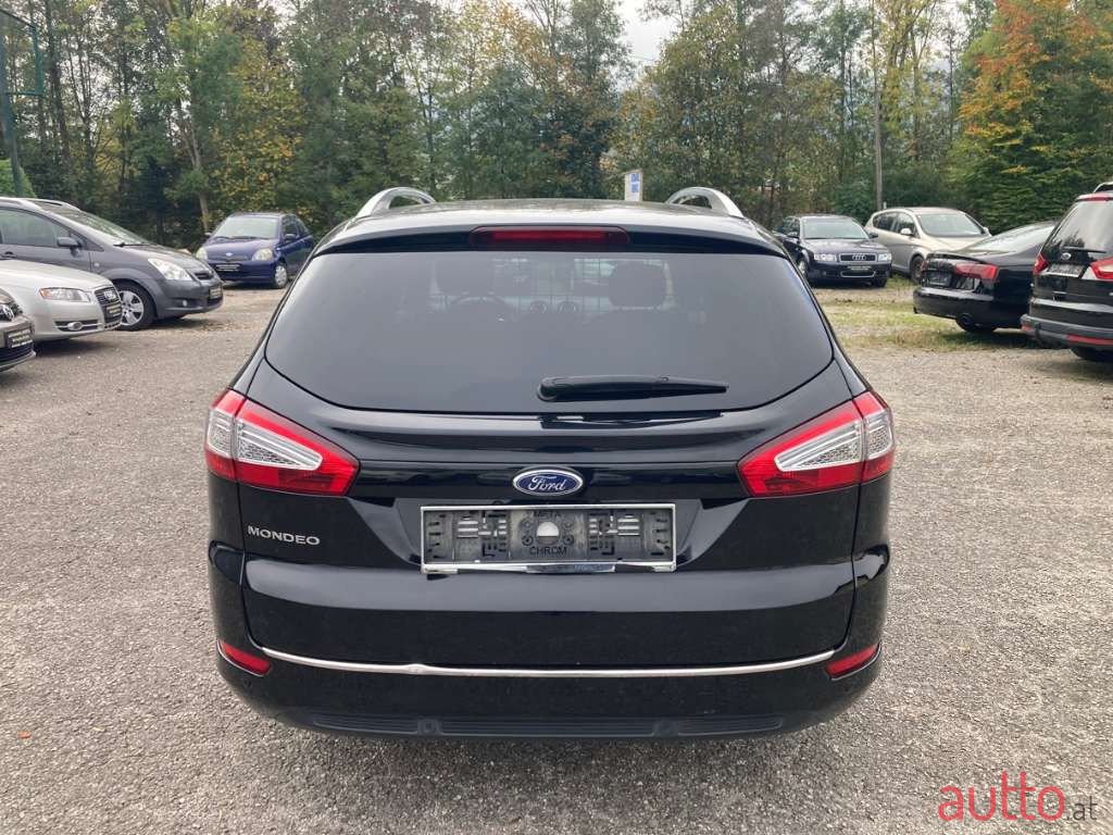 2012' Ford Mondeo photo #4