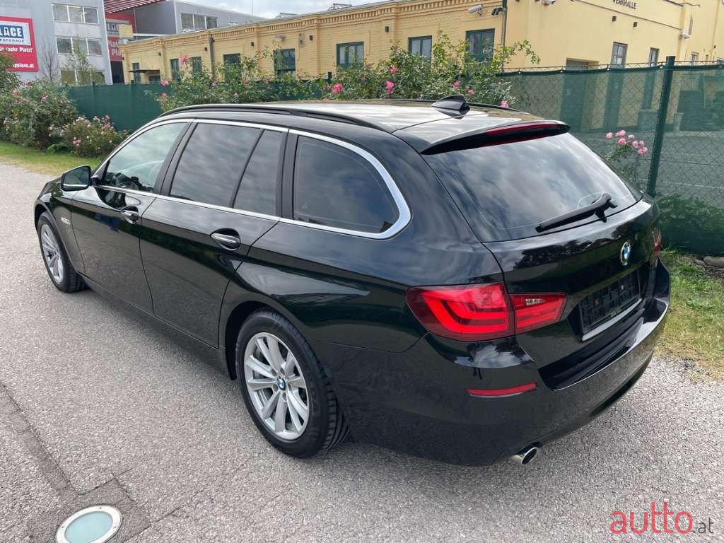 2013' BMW 5Er-Reihe photo #2