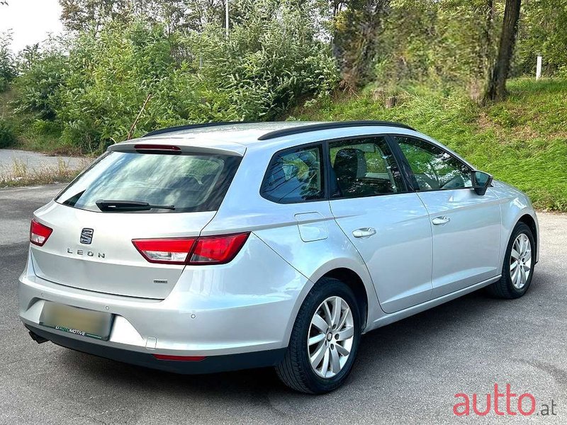 2014' SEAT Leon photo #5