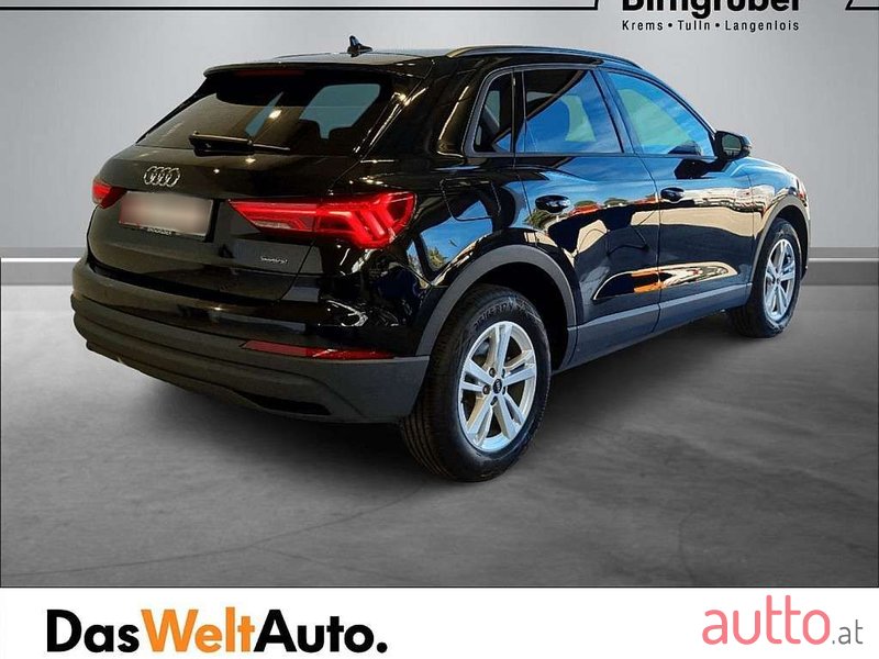 2023' Audi Q3 photo #4