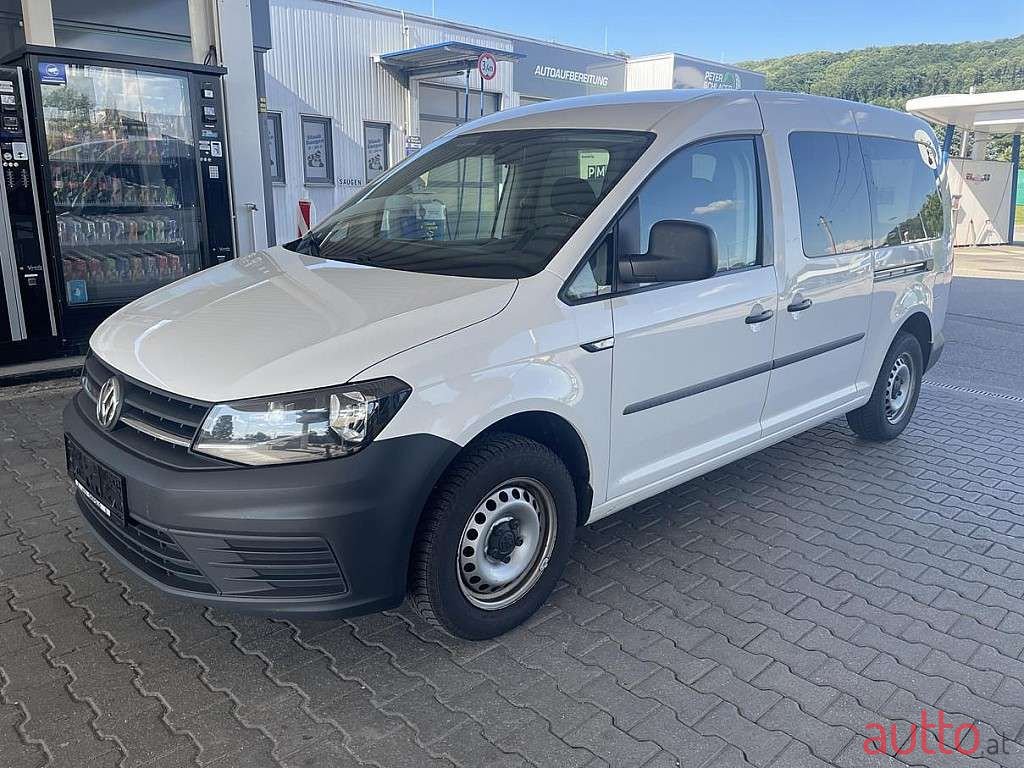 2017' Volkswagen Caddy photo #1